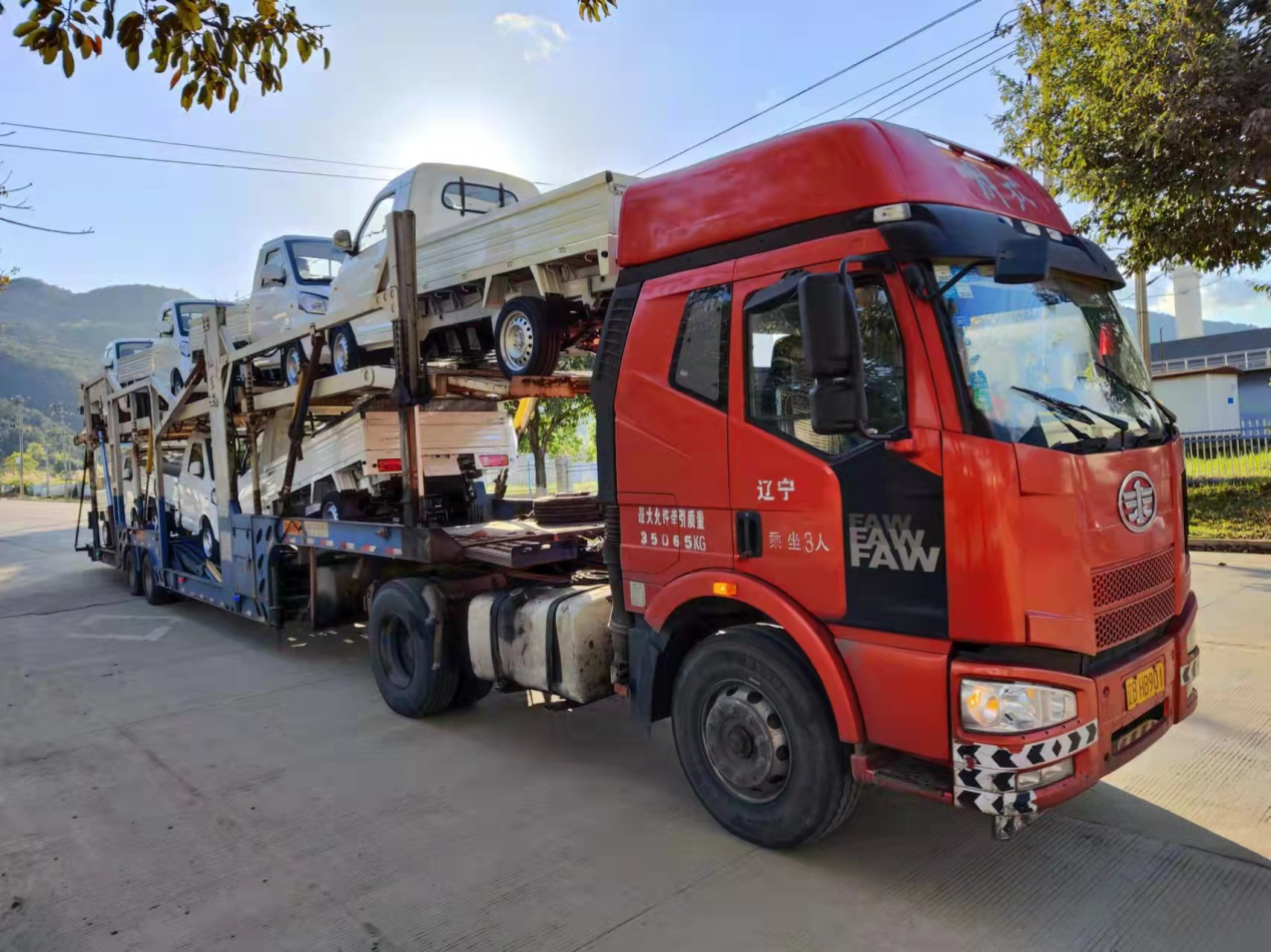 L-ewwel vjeġġ ta 'minitruck elettriku KEYTON N50 lejn Kuba